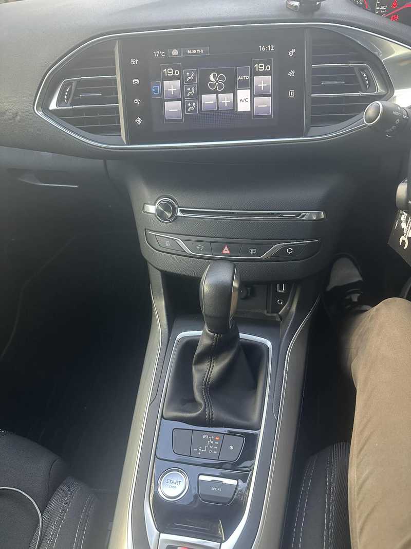 2016 Peugeot 308 1,2L 2016 Cyprus