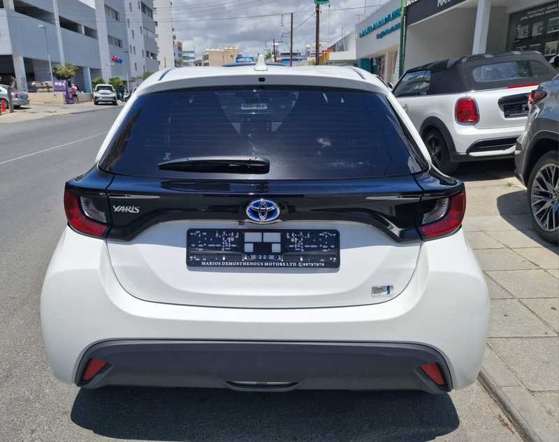 2022 Toyota Yaris 1,5L 2022 Cyprus