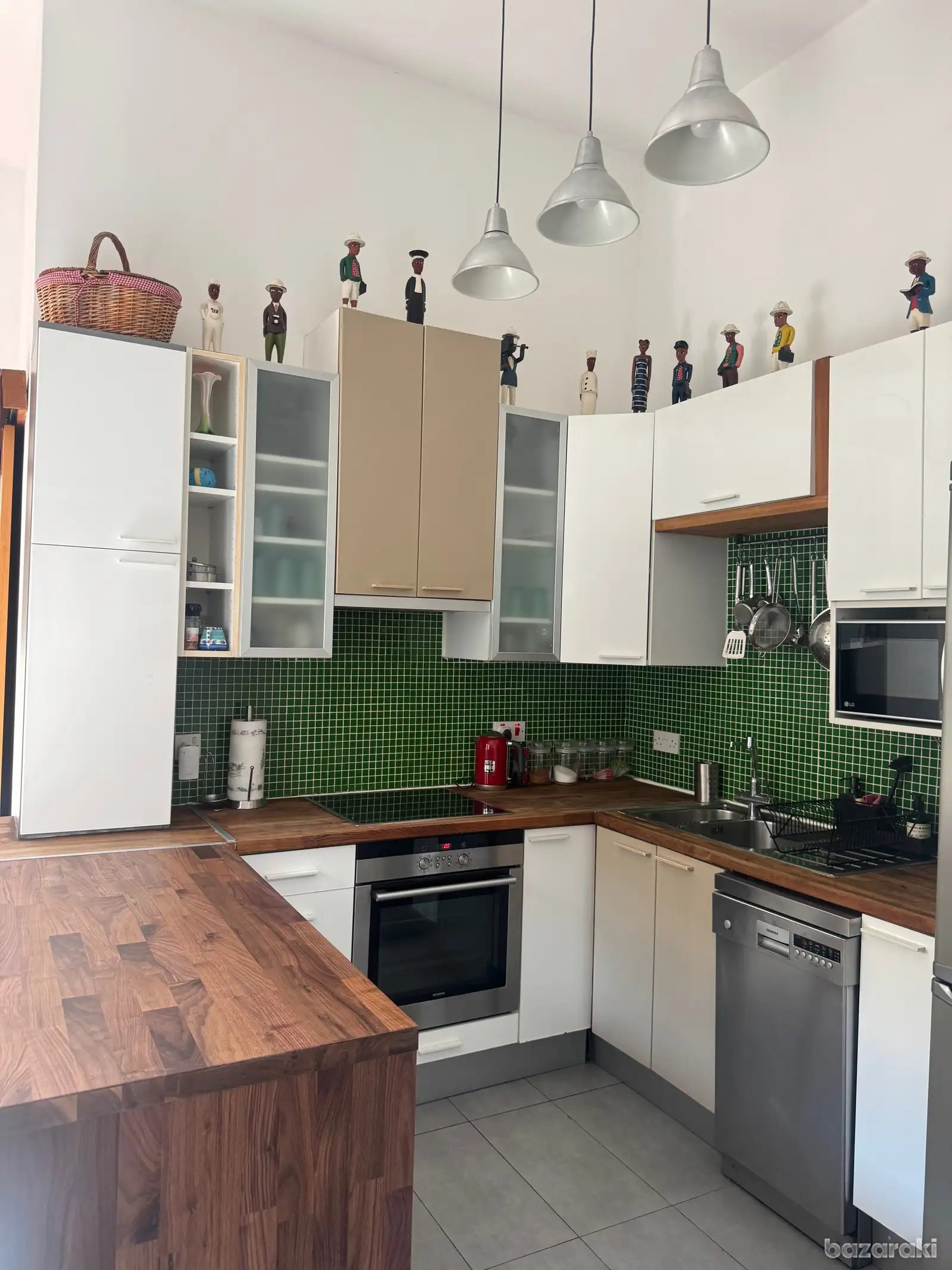 House, 1 bedroom — 11