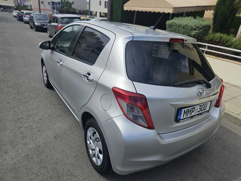 2011 Toyota Vitz 1,3L 2011 Cyprus