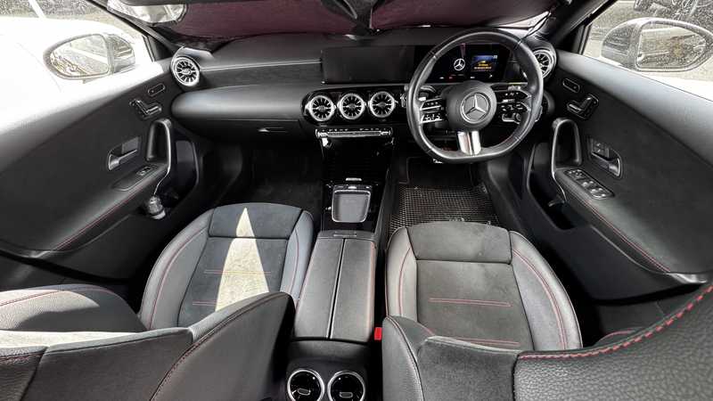 2025 Mercedes-Benz A-Class 2,0L 2025 Cyprus