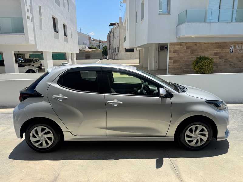2022 Toyota Yaris 1,5L 2022 Cyprus