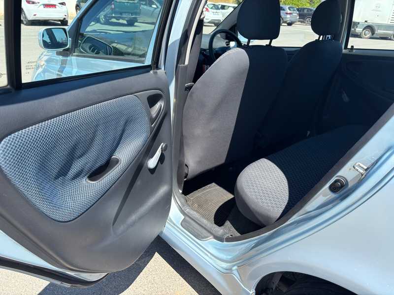 2005 Toyota Yaris 1,3L 2005 Cyprus