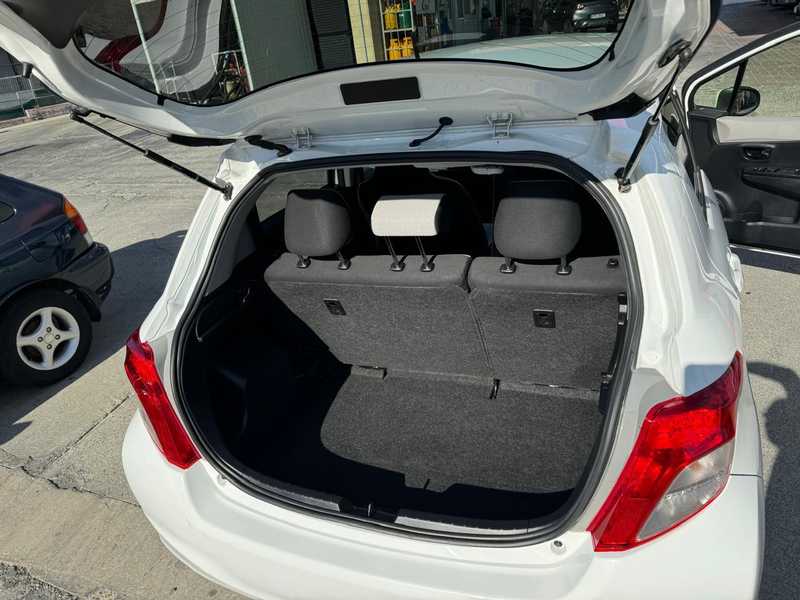 2014 Toyota Vitz 1,3L 2014 Cyprus