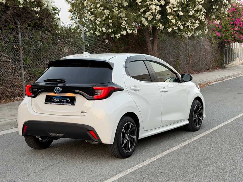 2022 Toyota Yaris 1,5L 2022 Cyprus