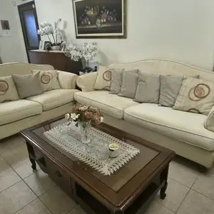 Σετ ιταλικού καθιστικού σαλονιου σε αριστη κατάσταση, Επαρχία Λάρνακας — Λάρνακα - Καμάρες