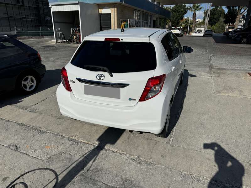 2014 Toyota Vitz 1,3L 2014 Cyprus