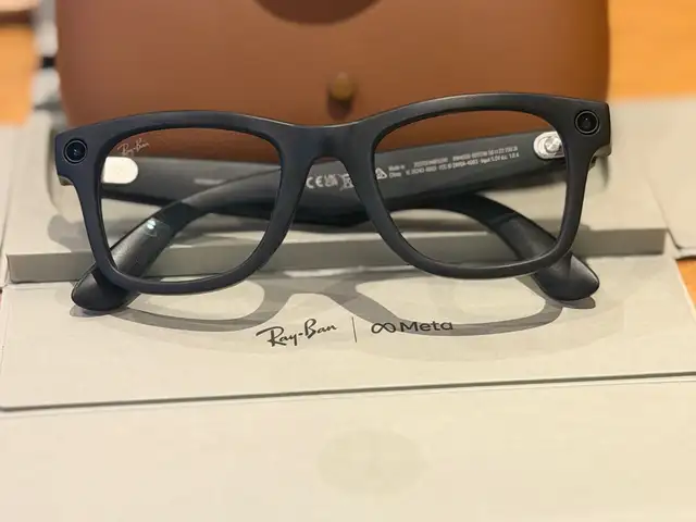 Ray-ban meta wayfarer gen with transitions photochromic lenses, Limassol — Parekklisia Tourist Area