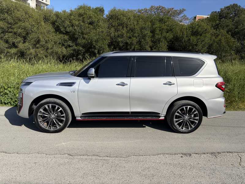 2019 Nissan Patrol 5,7L 2019 Cyprus