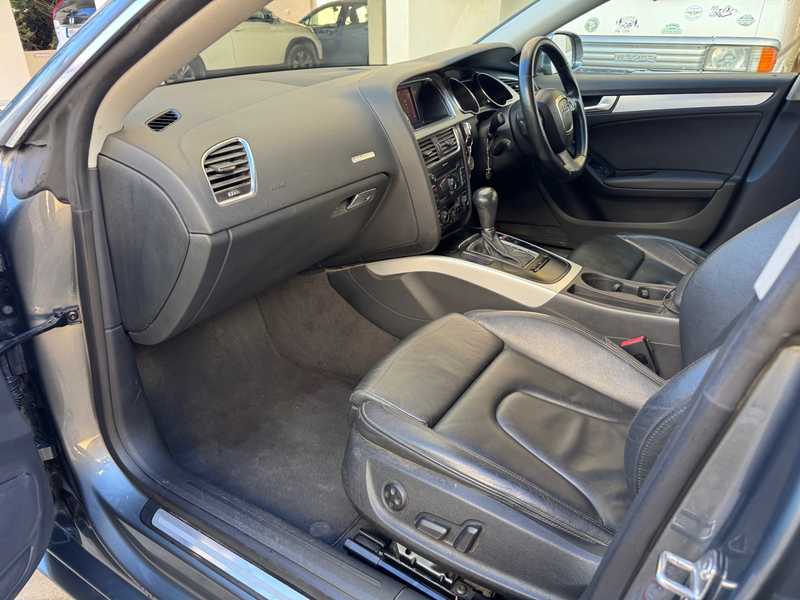 2011 Audi A5 1,8L 2011 Cyprus