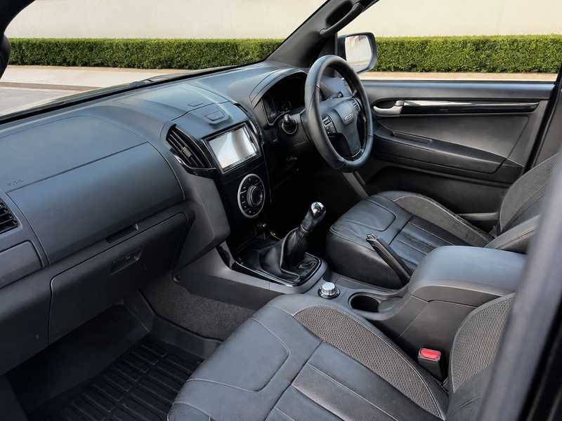 2016 Isuzu D-MAX 2,5L 2016 Cyprus