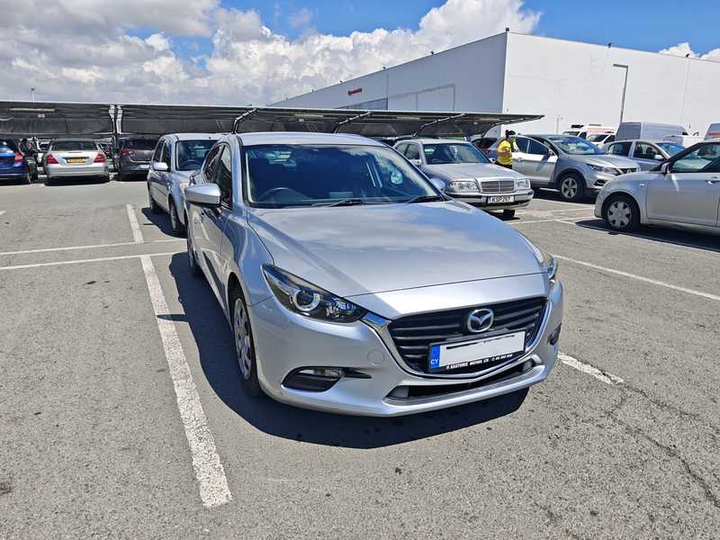 Mazda Axela 1,5L 2017