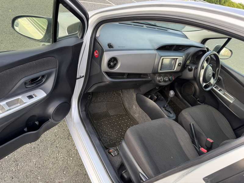 2016 Toyota Vitz 1,3L 2016 Cyprus