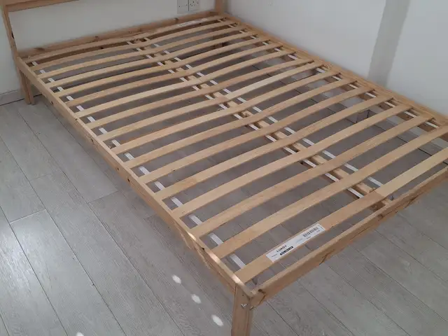 Double bed, Επαρχία Λευκωσίας — Λατσιά - Άγιος Ελευθέριος