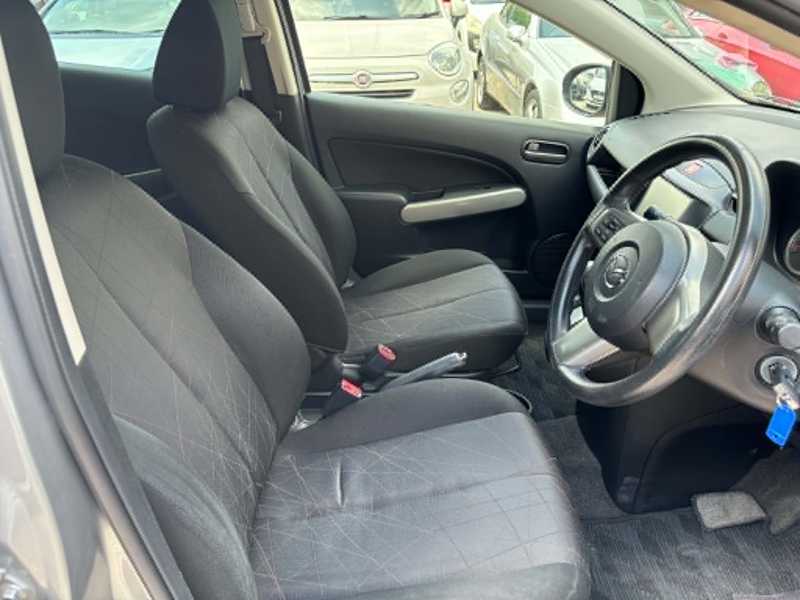 2014 Mazda Demio 1,3L 2014 Cyprus