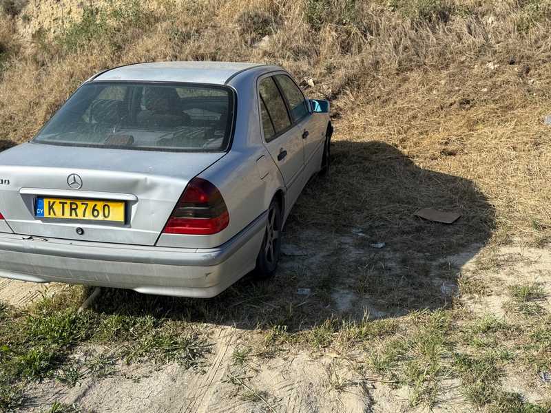 1999 Mercedes-Benz C-Class 2,0L 1999 Cyprus
