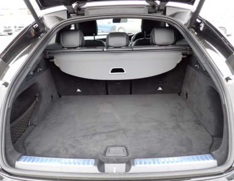2022 Mercedes-Benz GLC-Class 2,0L 2022 Cyprus