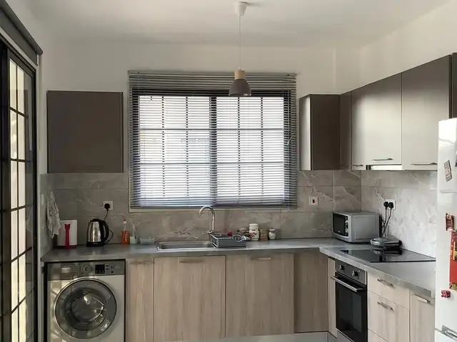 2-bedroom apartment to rent, Nicosia — Agioi Omologites