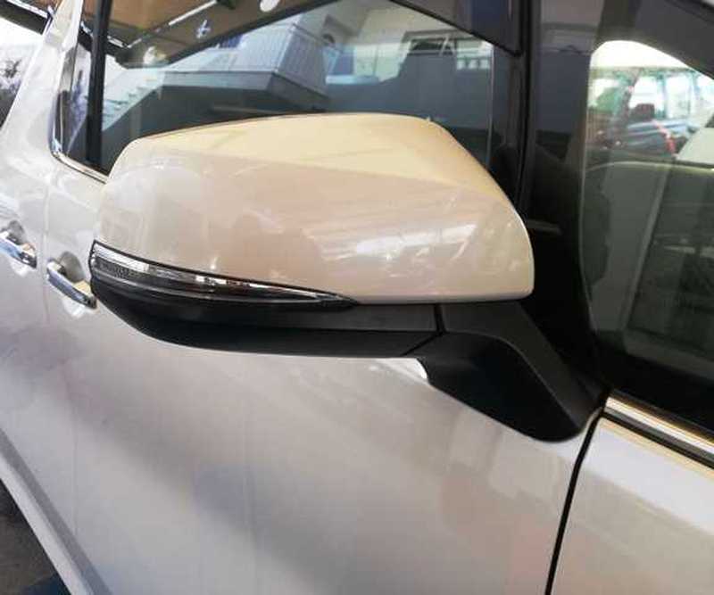 2019 Toyota Alphard 2,5L 2019 Cyprus