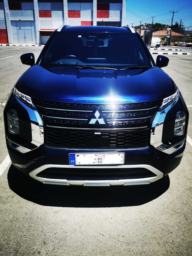 Mitsubishi Outlander 2,4L 2024
