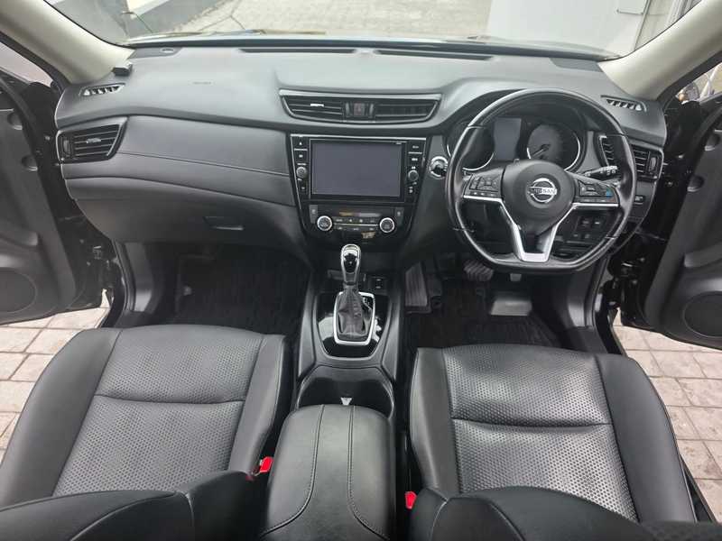 2021 Nissan Serena 2,0L 2021 Cyprus