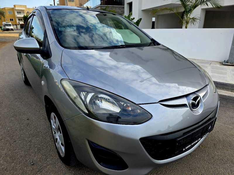 Mazda Demio 1,3L 2012
