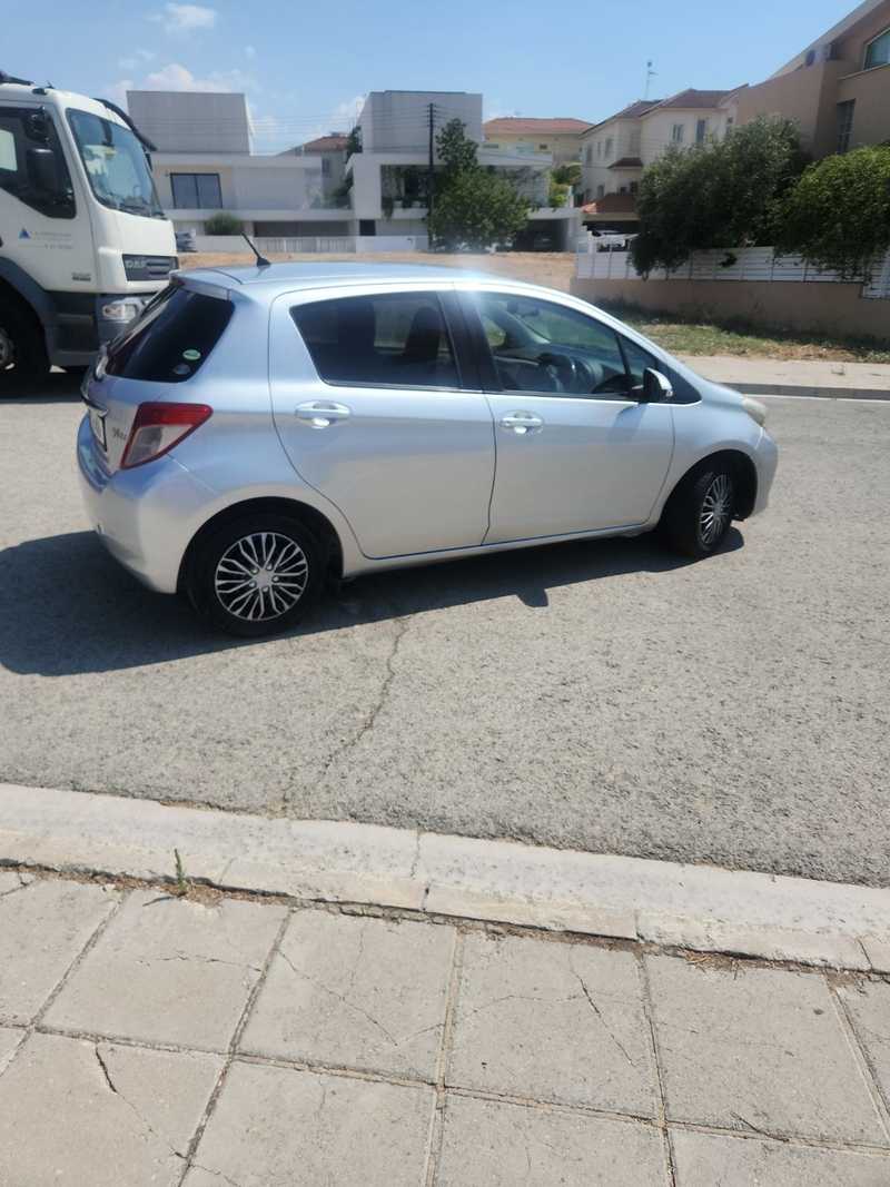 2013 Toyota Vitz 1,3L 2013 Cyprus