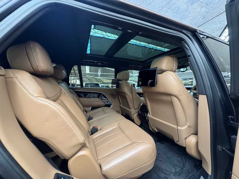 2023 Land Rover Range Rover Autobiography 4,4L 2023 Cyprus