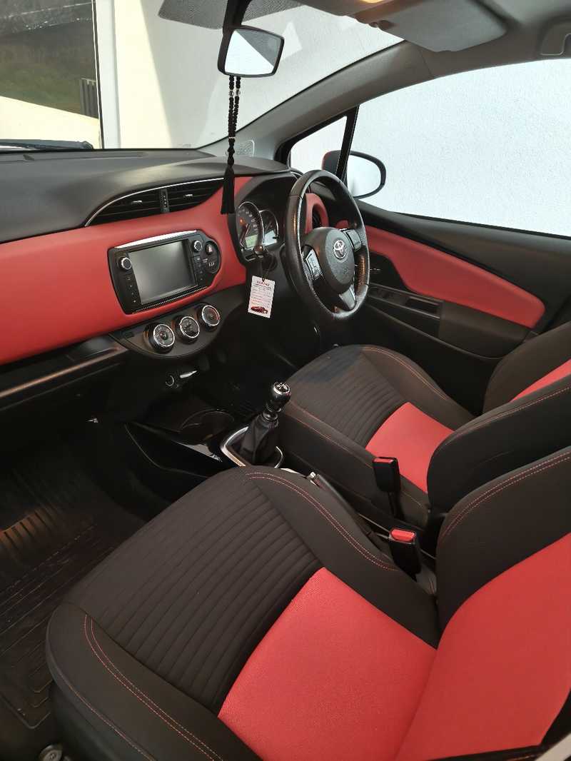 2014 Toyota Yaris 1,4L 2014 Cyprus