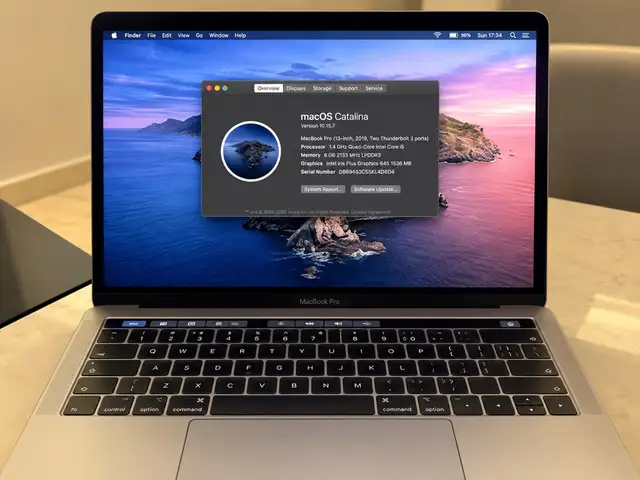 Apple macbook pro 13 2019, Επαρχία Λεμεσού — Λεμεσός - Αγία Φύλα