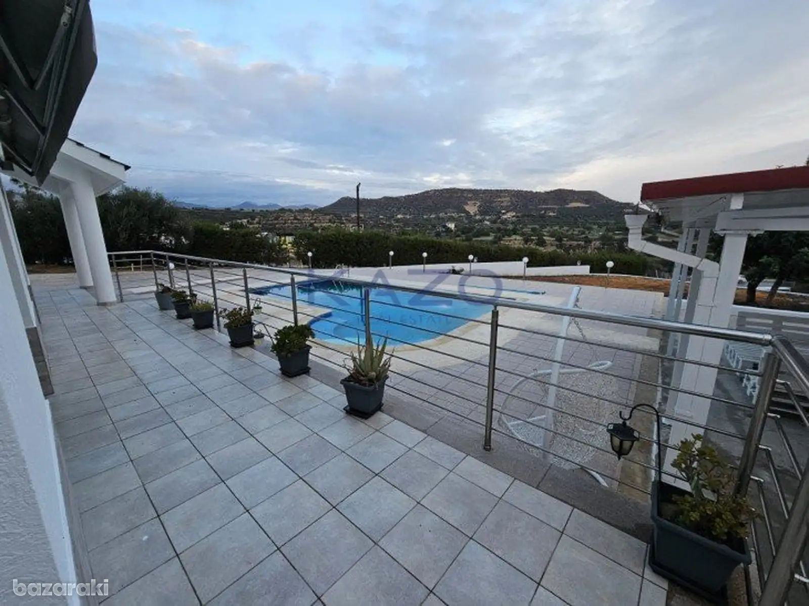 House, 5 bedrooms — 2