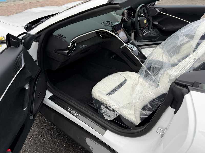 2026 Ferrari Roma Spider 3,9L 2026 Cyprus