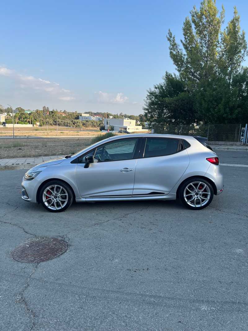 2017 Renault Clio 1,6L 2017 Cyprus