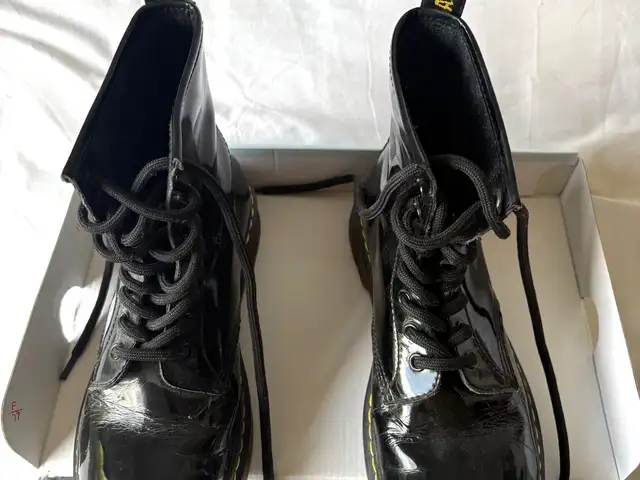 Women&men dr martens shoes, Larnaca — Larnaka - Skala