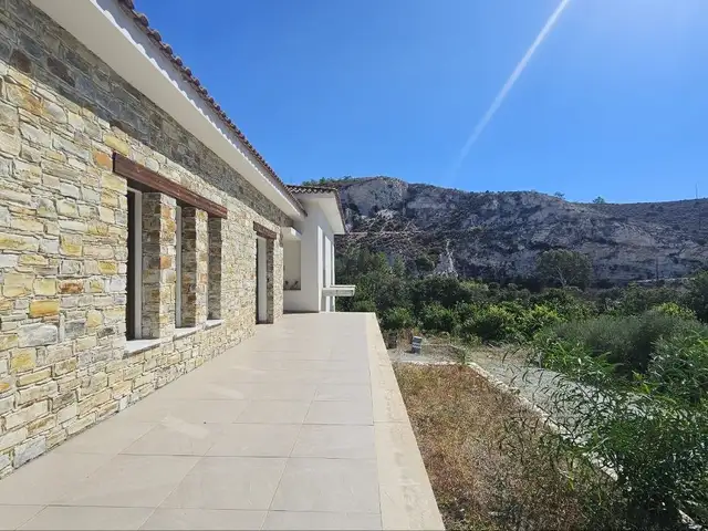 3-bedroom villa to rent, Larnaca — Kalavasos