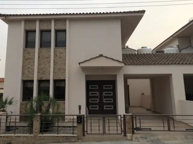 4-bedroom detached house to rent, Επαρχία Λάρνακας — Λιβάδια Λάρνακας