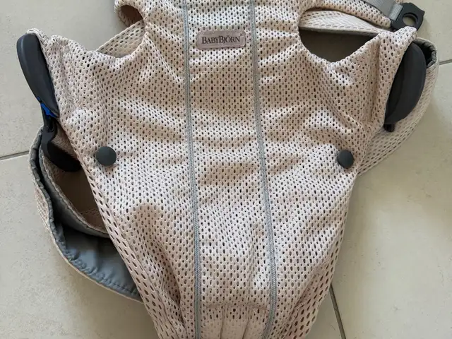 Babybjörn one air 3d mesh baby carrier pink, Επαρχία Πάφου — Κονιά