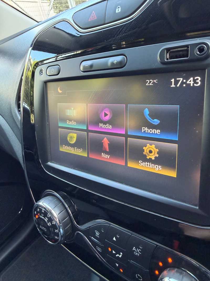 2016 Renault Captur 1,2L 2016 Cyprus