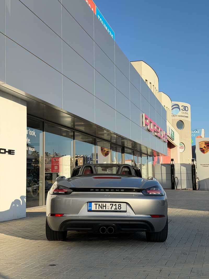 2016 Porsche 718 2,0L 2016 Cyprus