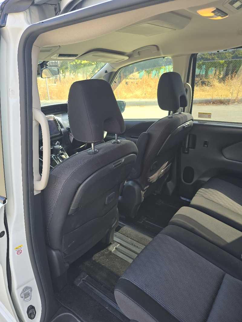 2021 Nissan Serena 2,0L 2021 Cyprus