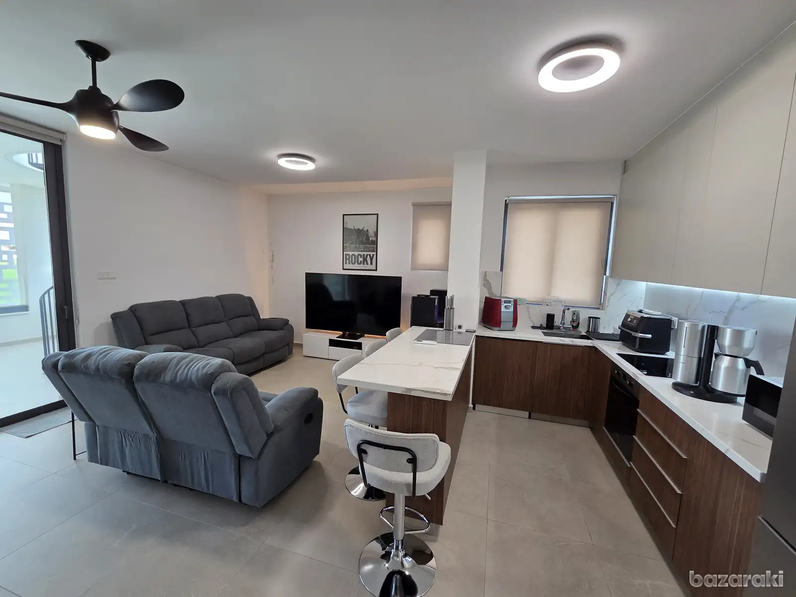 Penthouse, 2 bedrooms — 9
