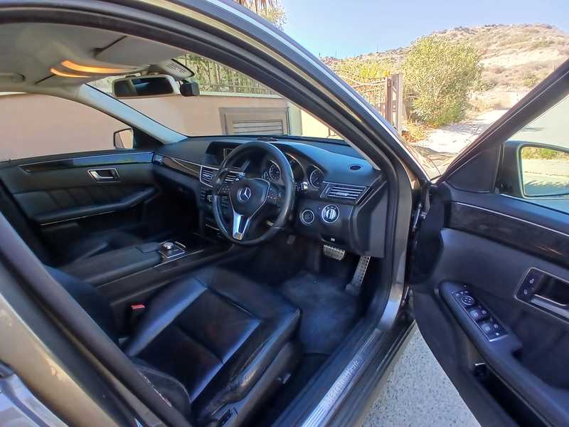 2012 Mercedes-Benz E-Class 2,5L 2012 Cyprus