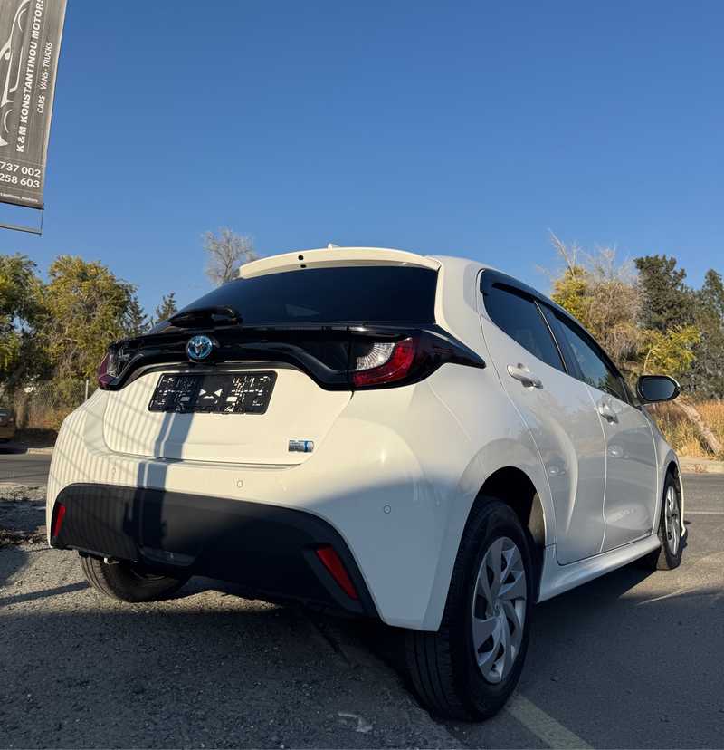 2022 Toyota Yaris 1,5L 2022 Cyprus