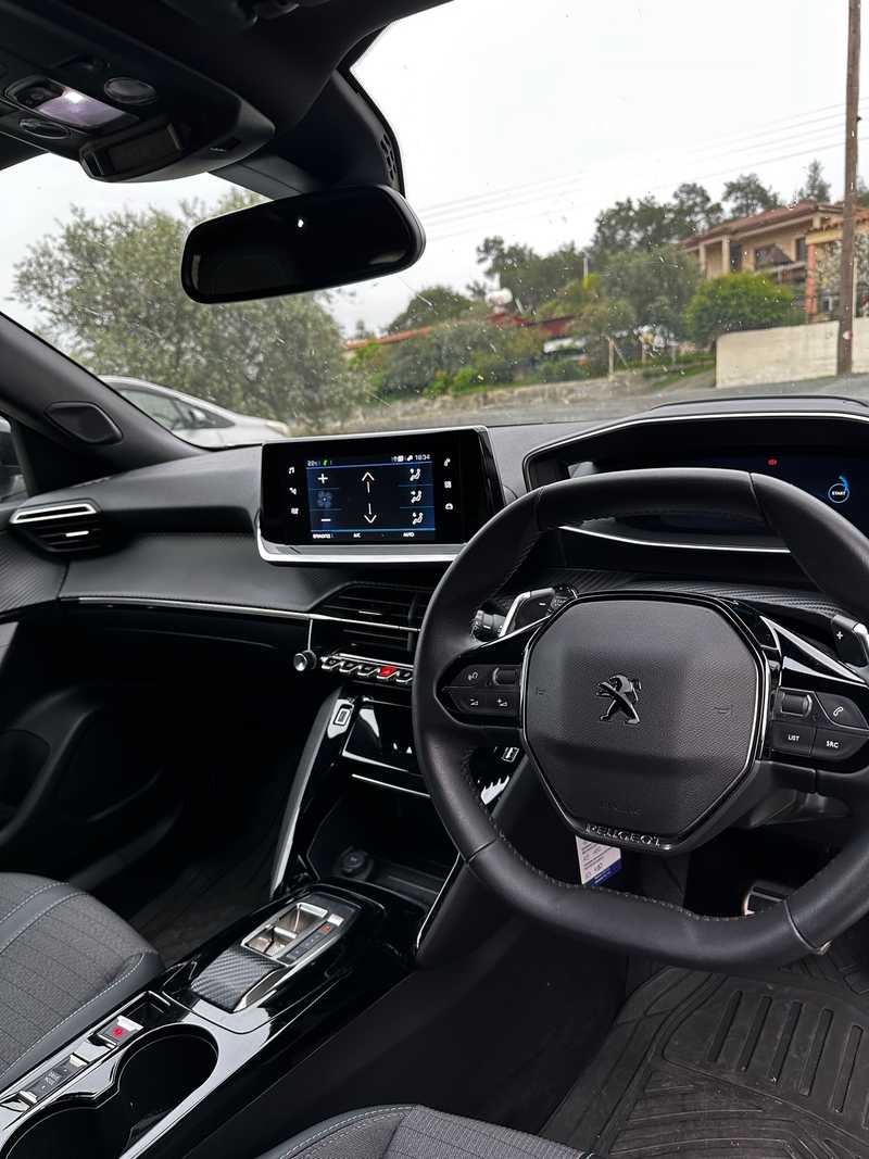 2023 Peugeot 2008 1,2L 2023 Cyprus