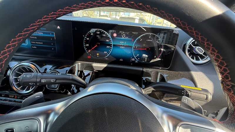 2022 Mercedes-Benz GLA-Class 2,0L 2022 Cyprus