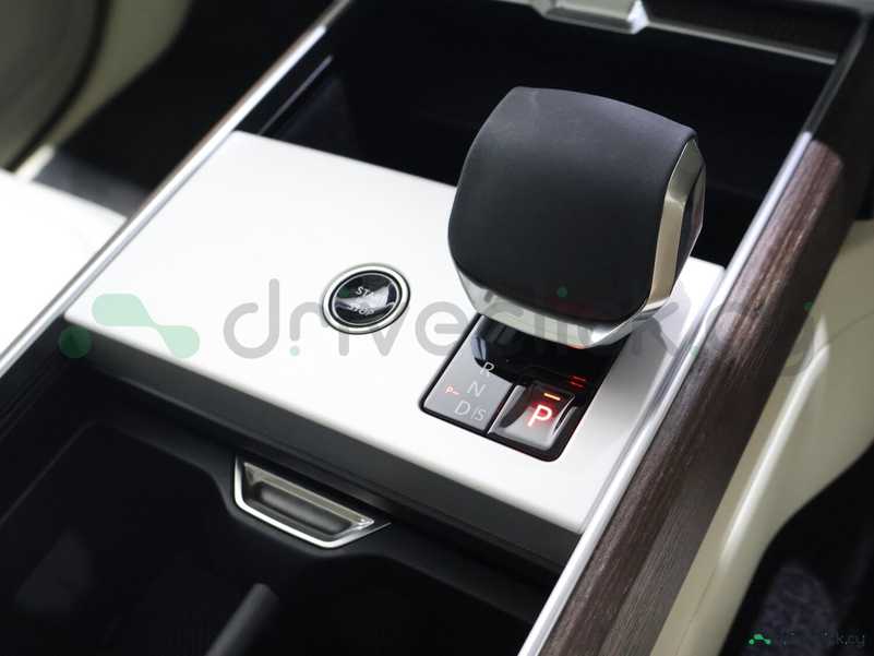 2024 Land Rover Range Rover 4,4L 2024 Cyprus