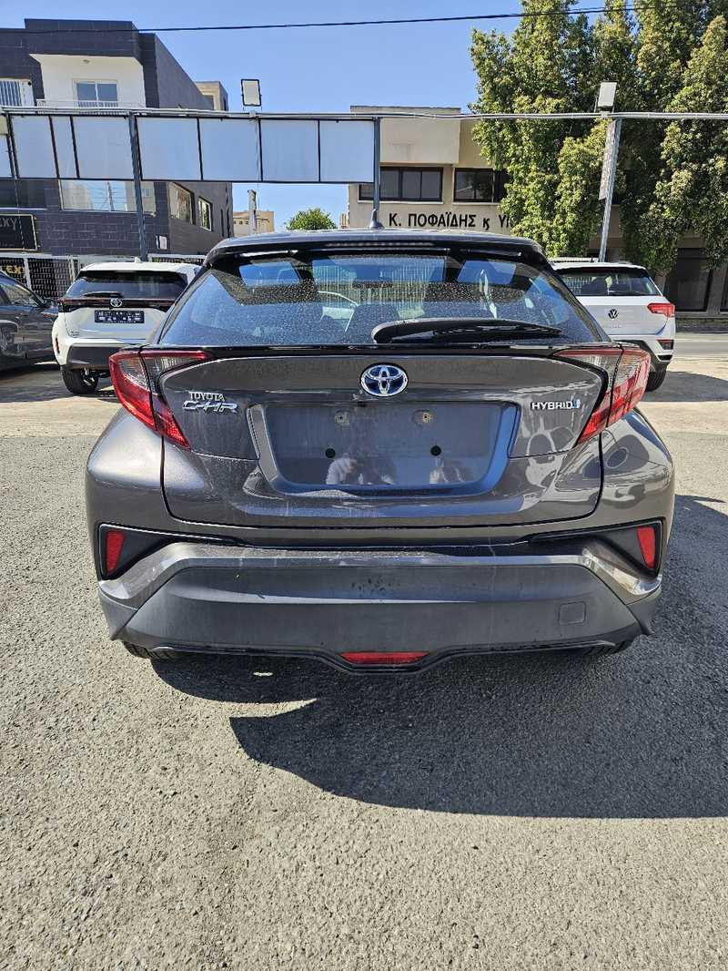 2021 Toyota C-HR 1,8L 2021 Cyprus