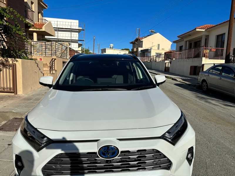 Toyota RAV4 2,5L 2023