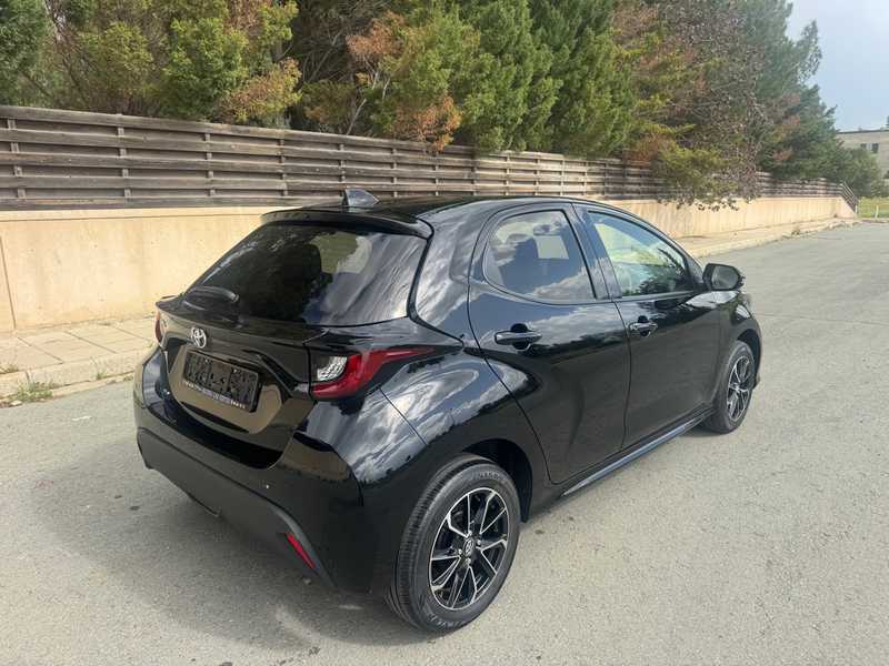 2022 Toyota Yaris 1,5L 2022 Cyprus