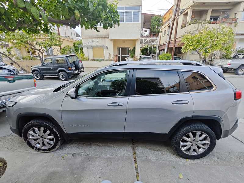 2015 Jeep Cherokee 2,0L 2015 Cyprus